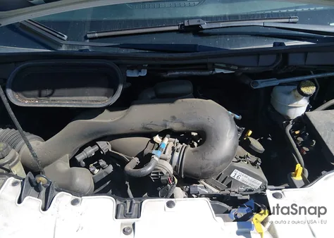 2018 Ford Transit-250 z USA, uszkodzony, nr VIN 1FTYR1YM5JKB16192